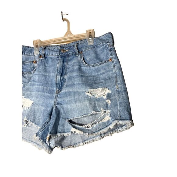 American Eagle Distressed Tom Girl Shorts Size 8‎ - Picture 2 of 8